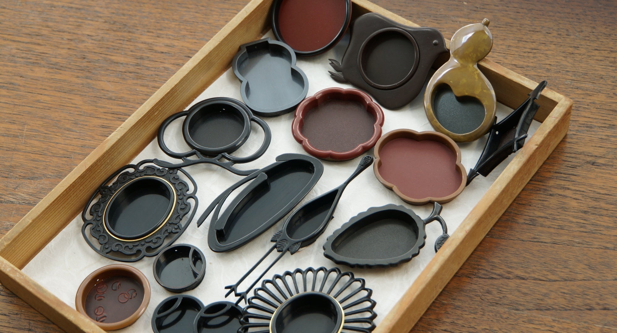 A Glimpse into Tradition: Sliding Door Handles (引手 - Hikite)