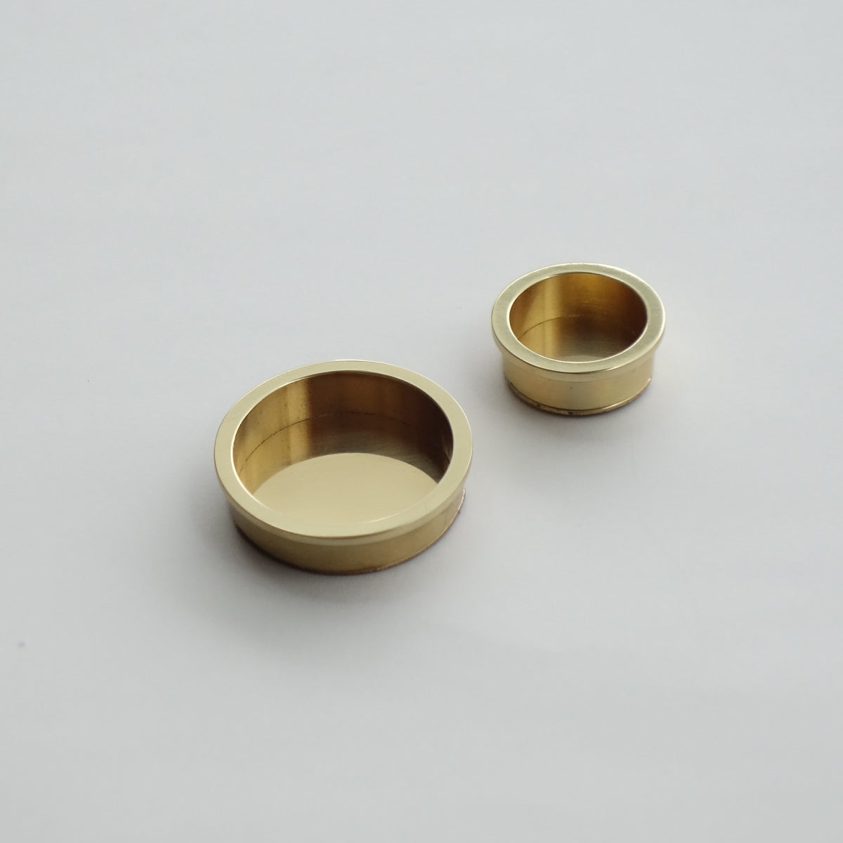 Flat Round Brass Pull