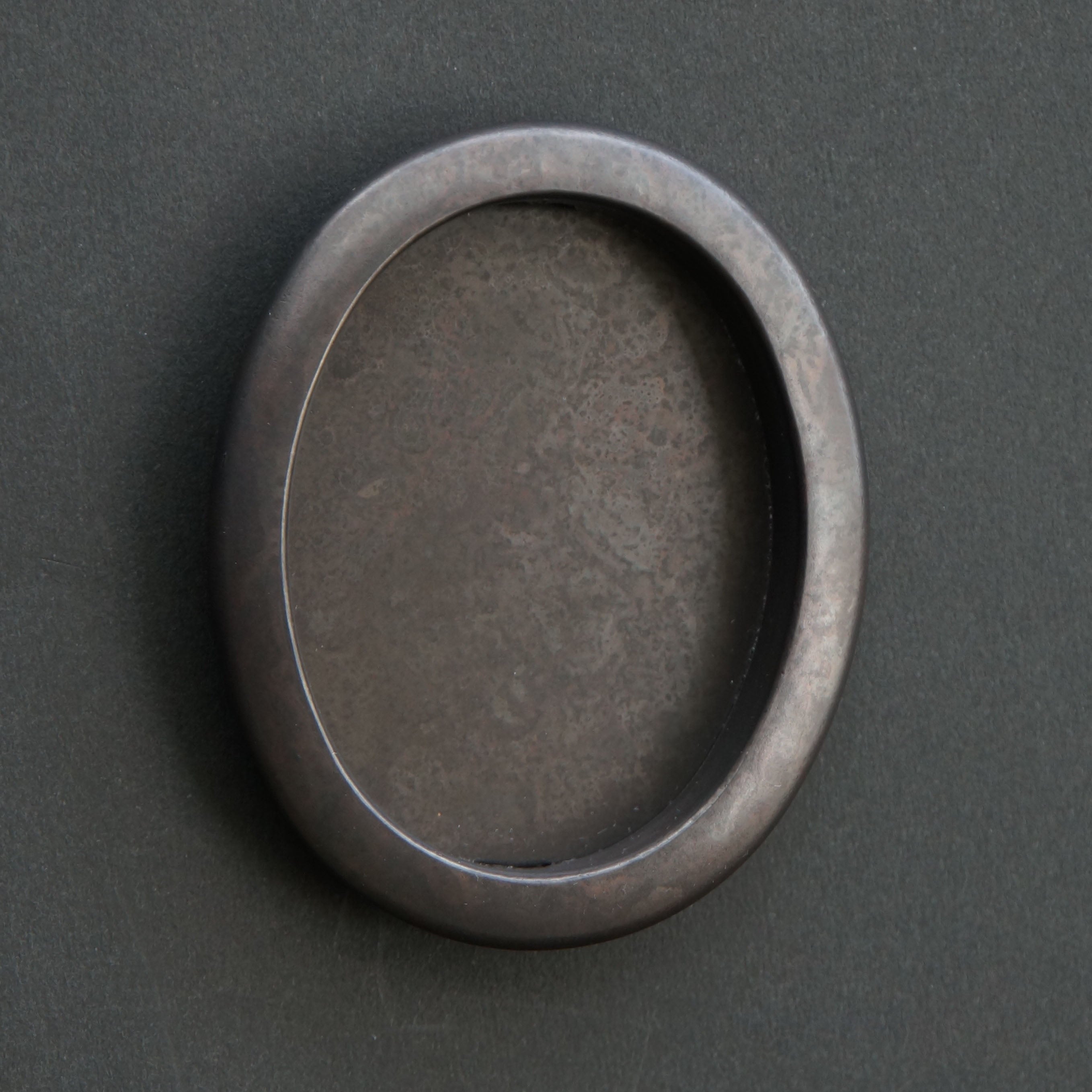 Muroiro Oval Pull - Black