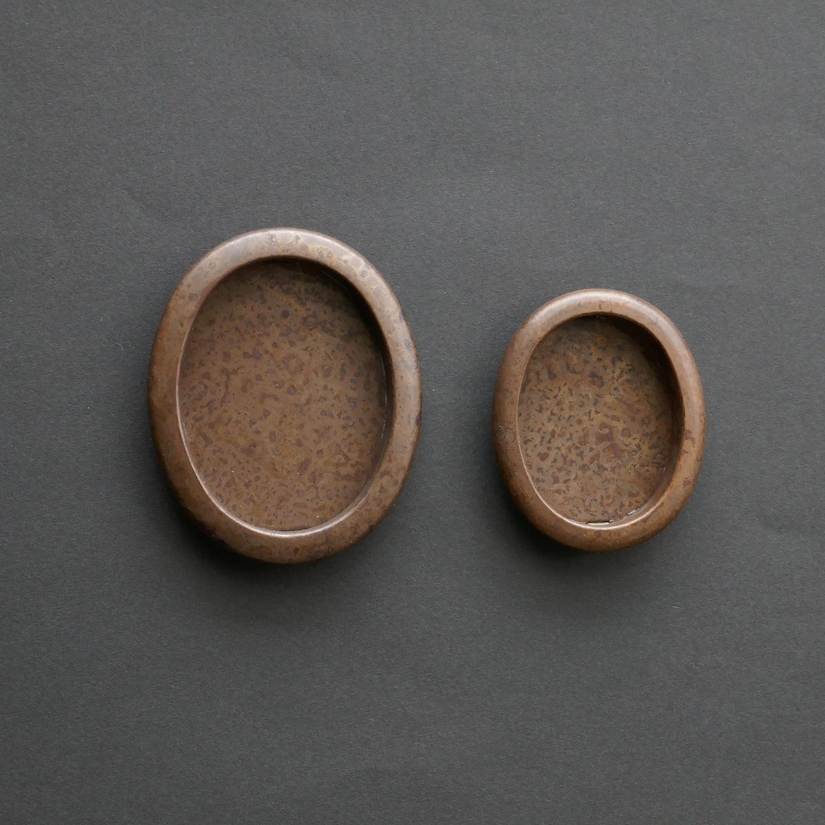 Muroiro Oval Pull - Antique Copper