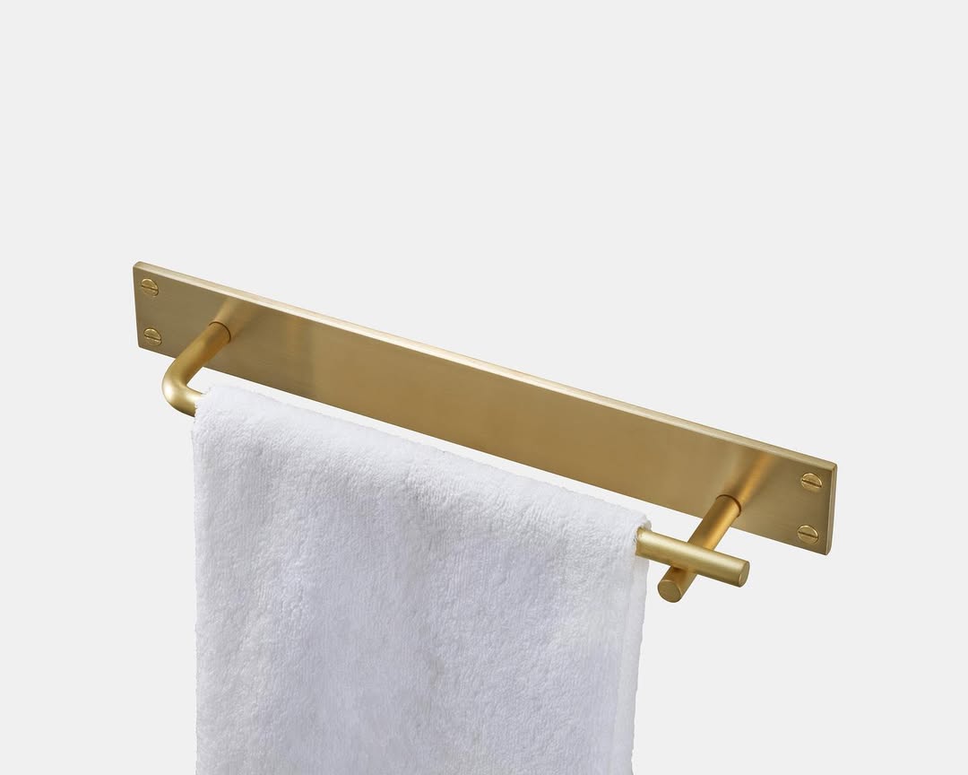 Lamoe Towel Holder